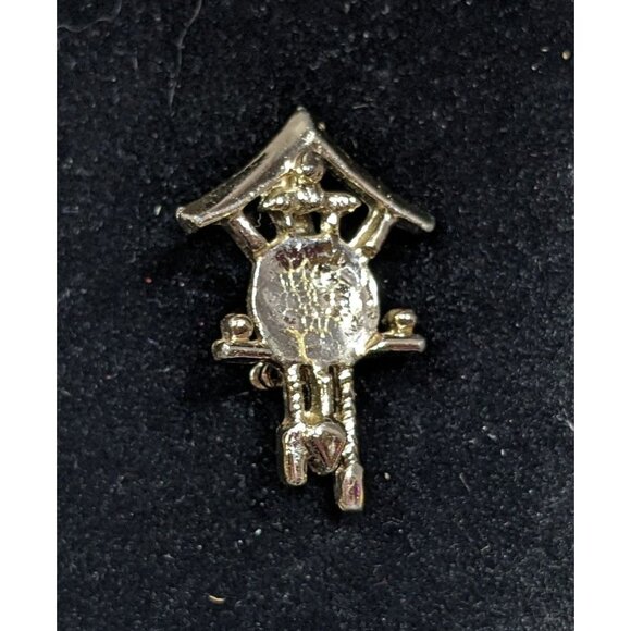 Vintage Cuckoo Clock Silver Tone Brooch (Missing Piece) - Picture 3 of 4